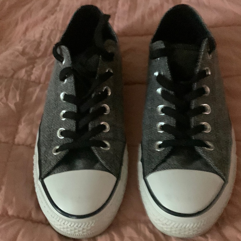 Converse sneakers gray with black trim